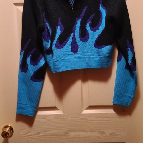 Blue Flame Knit Set - Picture 5 of 6